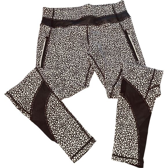 Lululemon Run Inspire Tight II Mesh Black and White Leggings - Picture 5 of 9